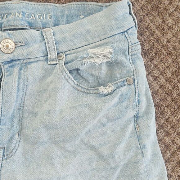 American Eagle Shorts  - Picture 2 of 8